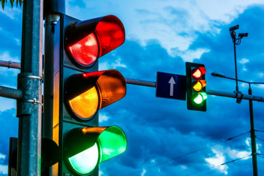 what are the purpose of traffic signs
