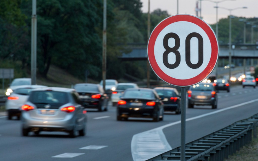 Pakistan Road Rules: Know Right-of-Way & Speed Limits