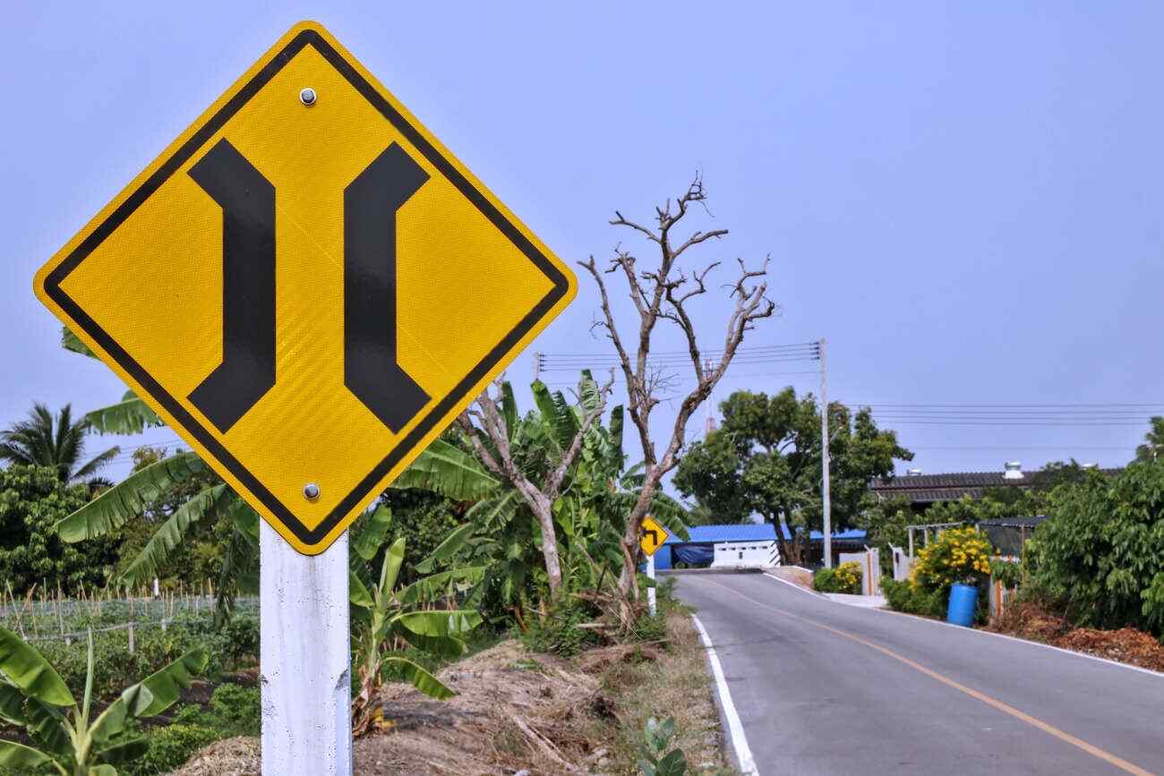 Narrow Bridge Signs