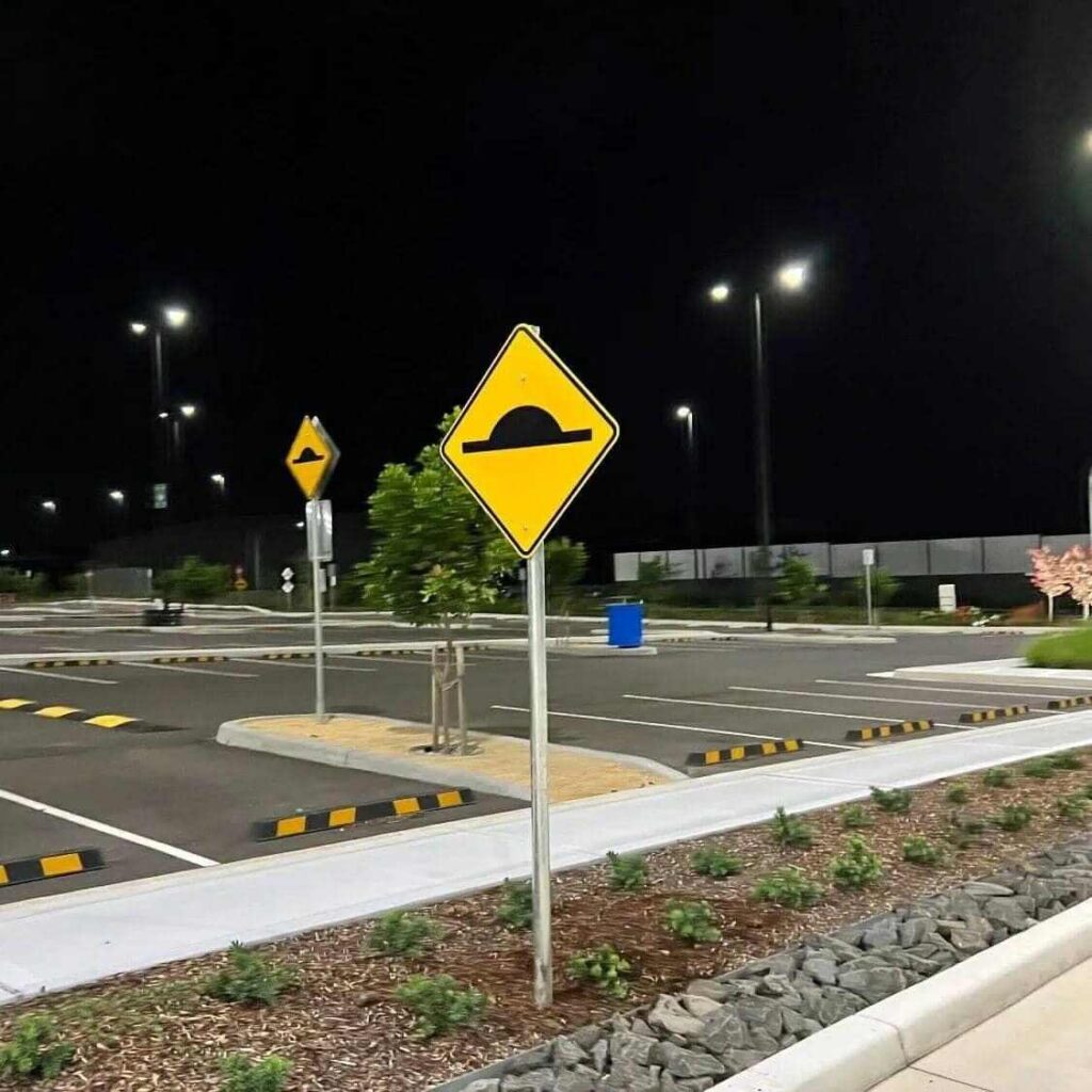 Speed Bump Sign What It Means and Its Role in Road Safety
