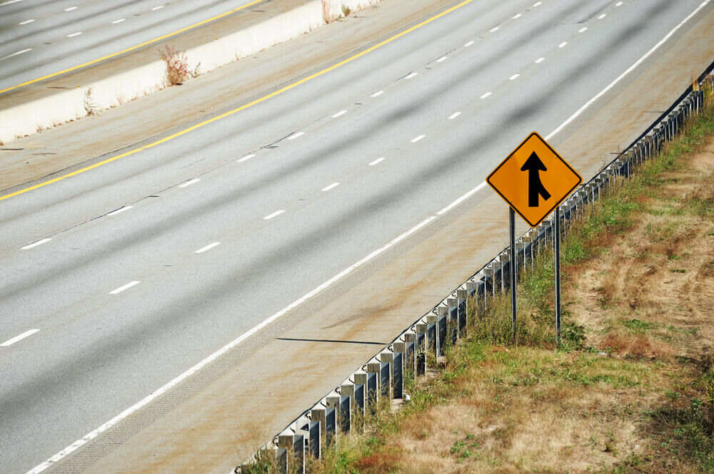 Merge Sign Guide Meaning, Safety Tips & Driving Advice